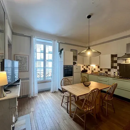 Beau T2 Calme Centre Mont-dore - 1 Ch, Wifi, Ascenseur, Proche Thermes - Fr-1-608-104 * Le Mont-Dore